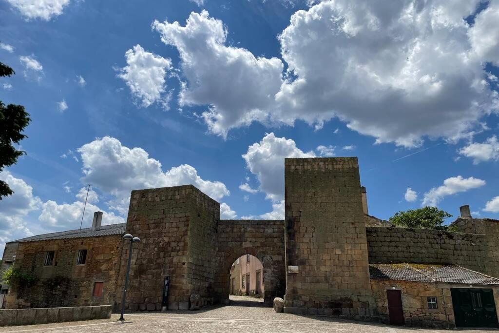 Casa De Sampaio - Castelo Mendo Villa Bagian luar foto